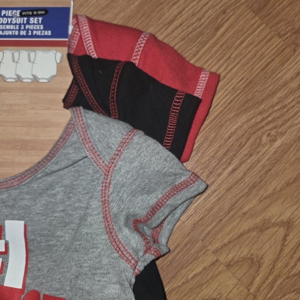 NBA Atlanta Hawks Baby Fan Bodysuit 3pc NWT 6-9M Cotton Basketball - Picture 4 of 5